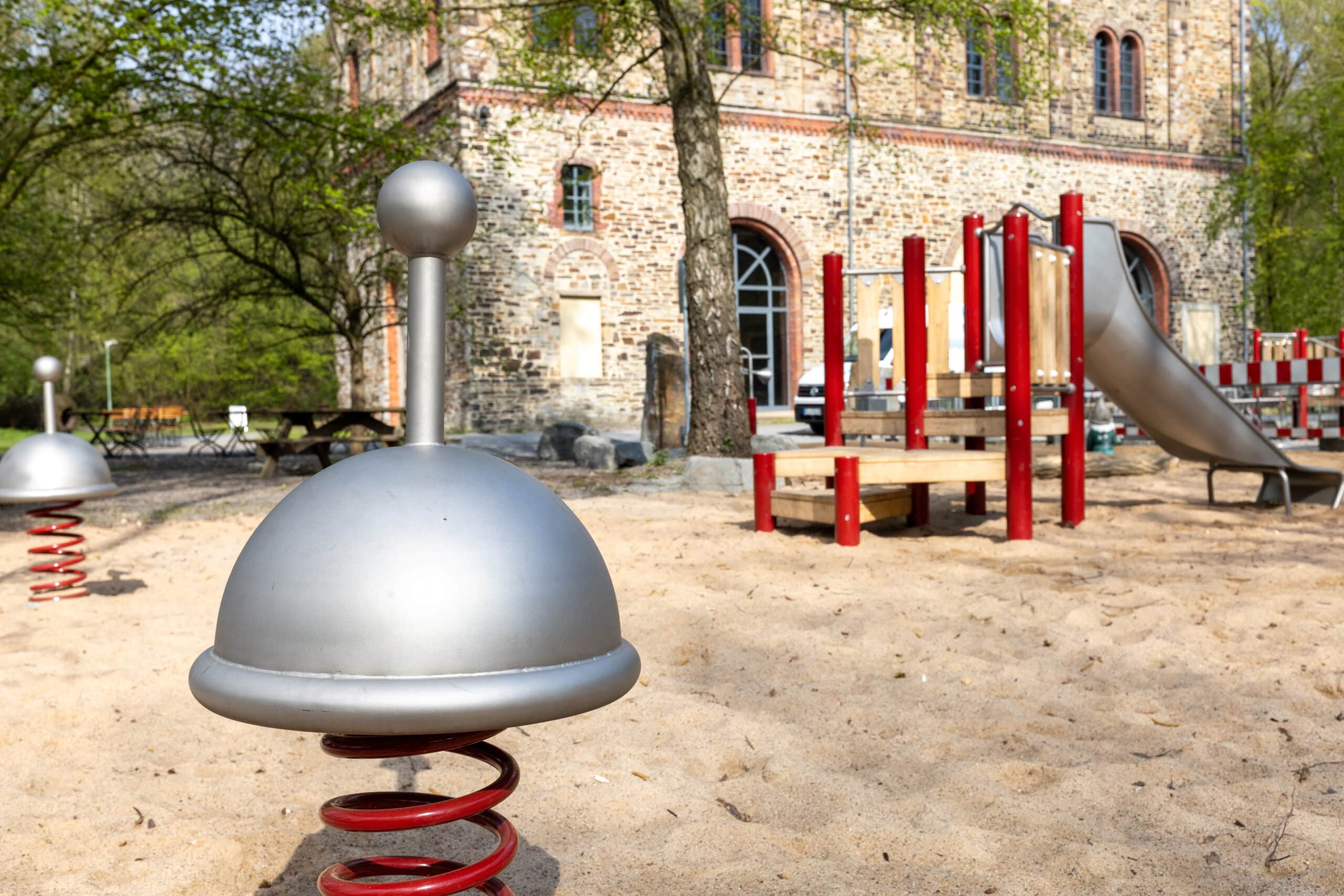 Spielplatz MIK 14 scaled