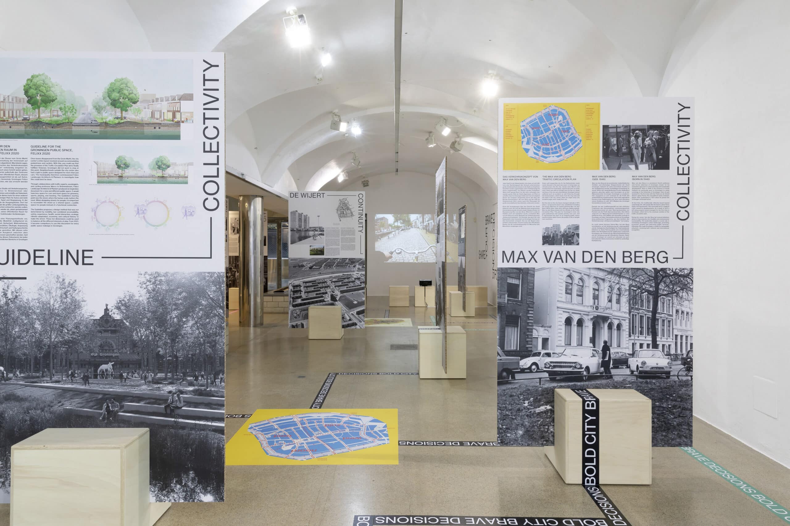 Blick in die Ausstellung „Mutige Stadt, mutige Entscheidungen – wie Groningen sich in eine Modellstadt verwandelte“ in Graz