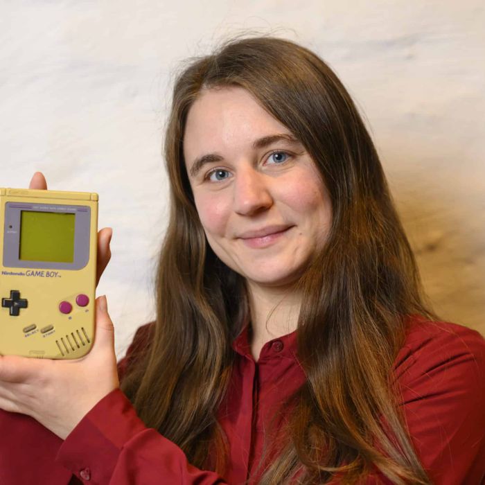 Portraitfoto von Tabea Hiller